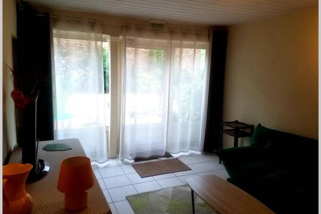 Petit Gite Ou Chambre D'Hotes 2/4 Personnes Buffieres Экстерьер фото