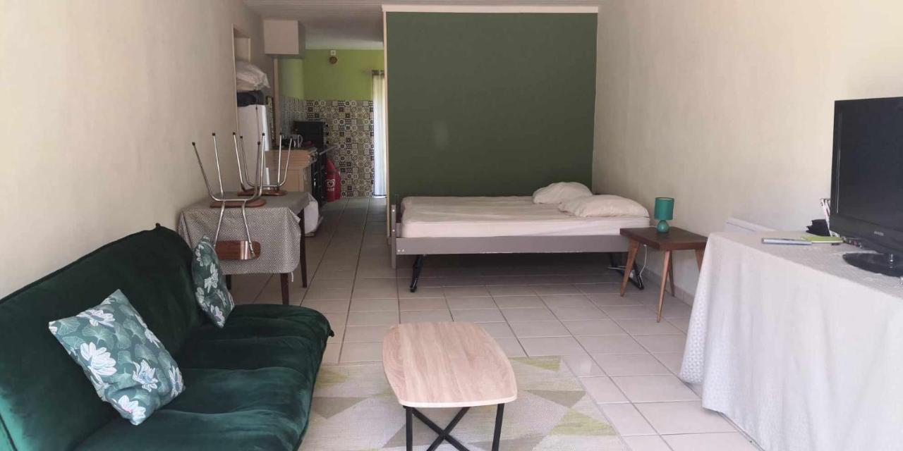Petit Gite Ou Chambre D'Hotes 2/4 Personnes Buffieres Экстерьер фото